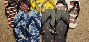 5 pairs Old Navy flip-flops NWT
